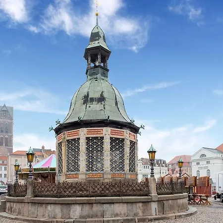 Charmante In Mit Garten *