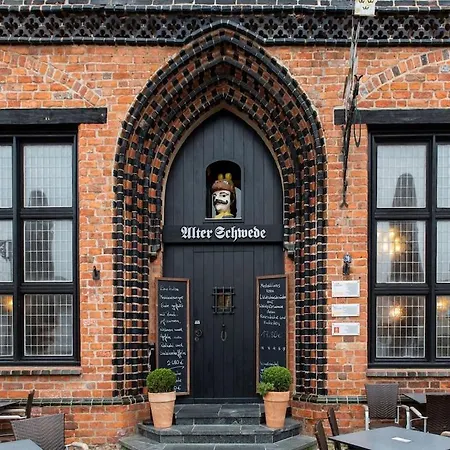 Charmante In Mit Garten *