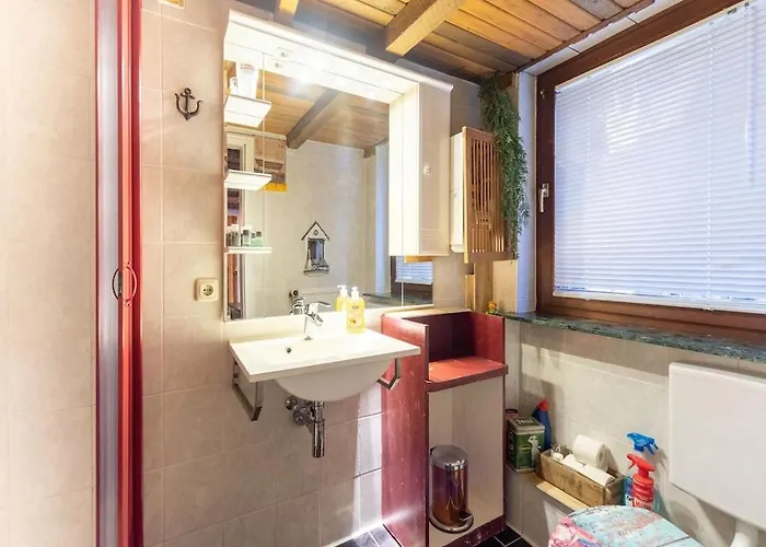 Apartment Charmante In Mit Garten