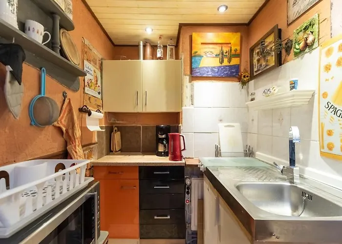 Apartment Charmante In Mit Garten