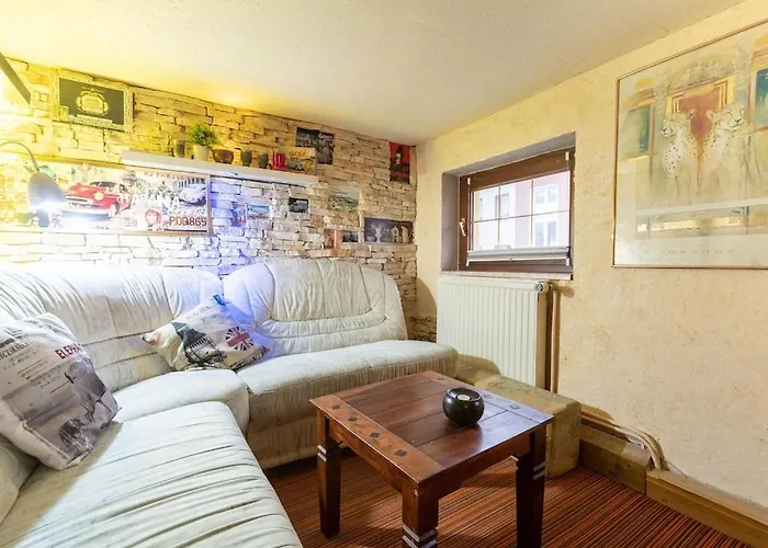 Apartment Charmante In Mit Garten
